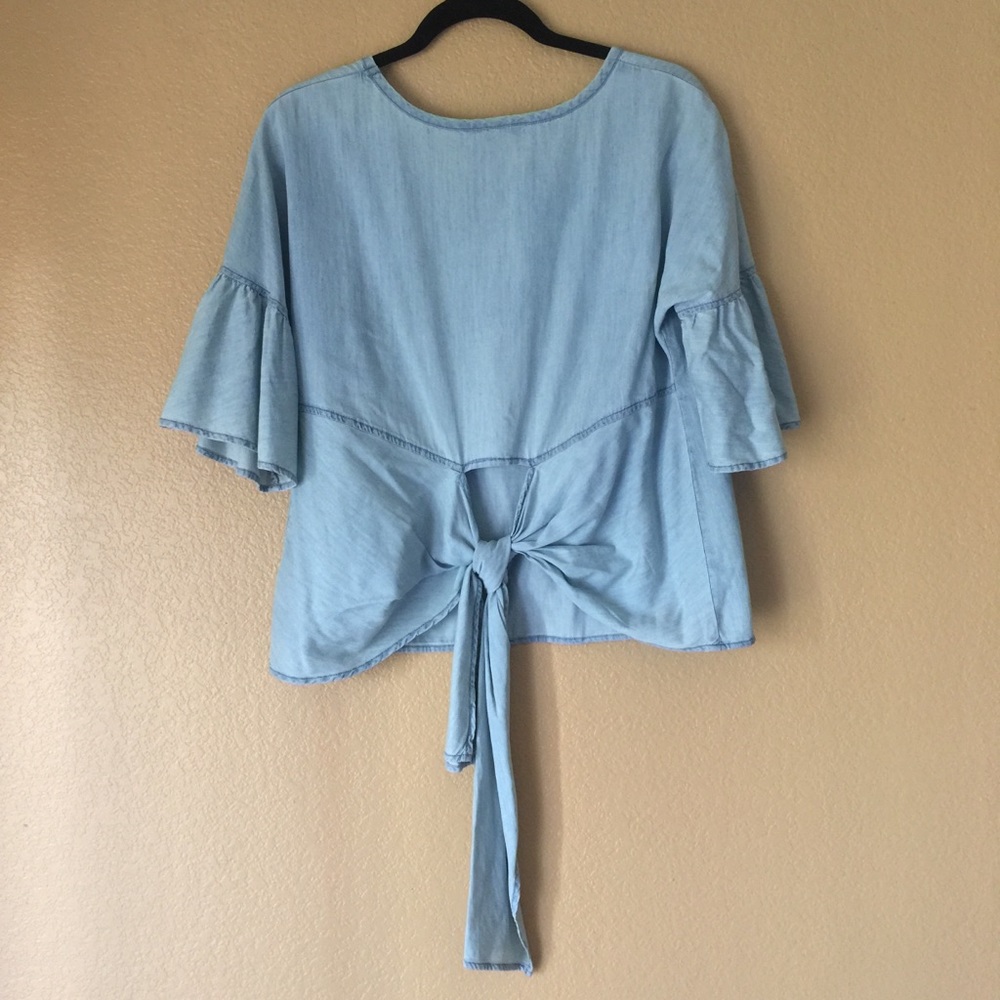 Express Chambray Flutter Sleeve Top W/ Tie Back - image 4